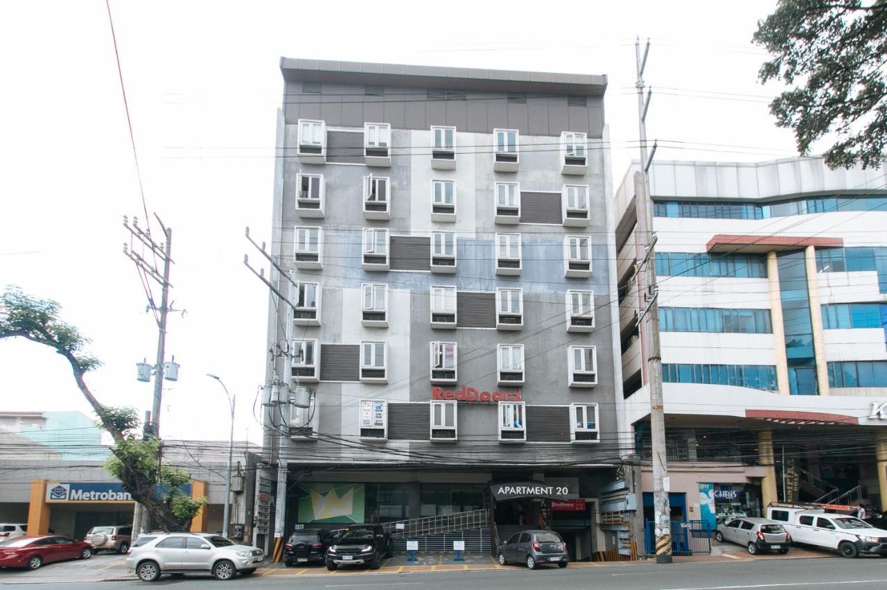 Hotel Reddoorz Plus @ Kamuning Ciudad Quezon Exterior foto